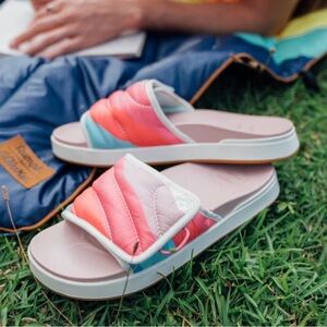 OluKaixRumpl Nu’a Mino Women's Multicolor quilt slides US8/EU38 $120